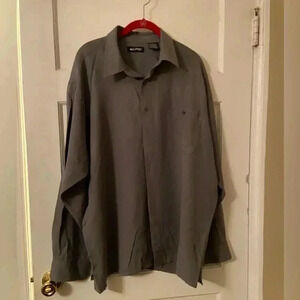 Puritan men’s long sleeve grey button shirt.
